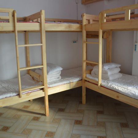 Wuchang  Snow Valley International Hostel מראה חיצוני תמונה